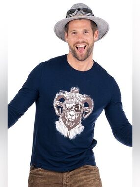 NWT Almgwand Long Sleeve T shirt